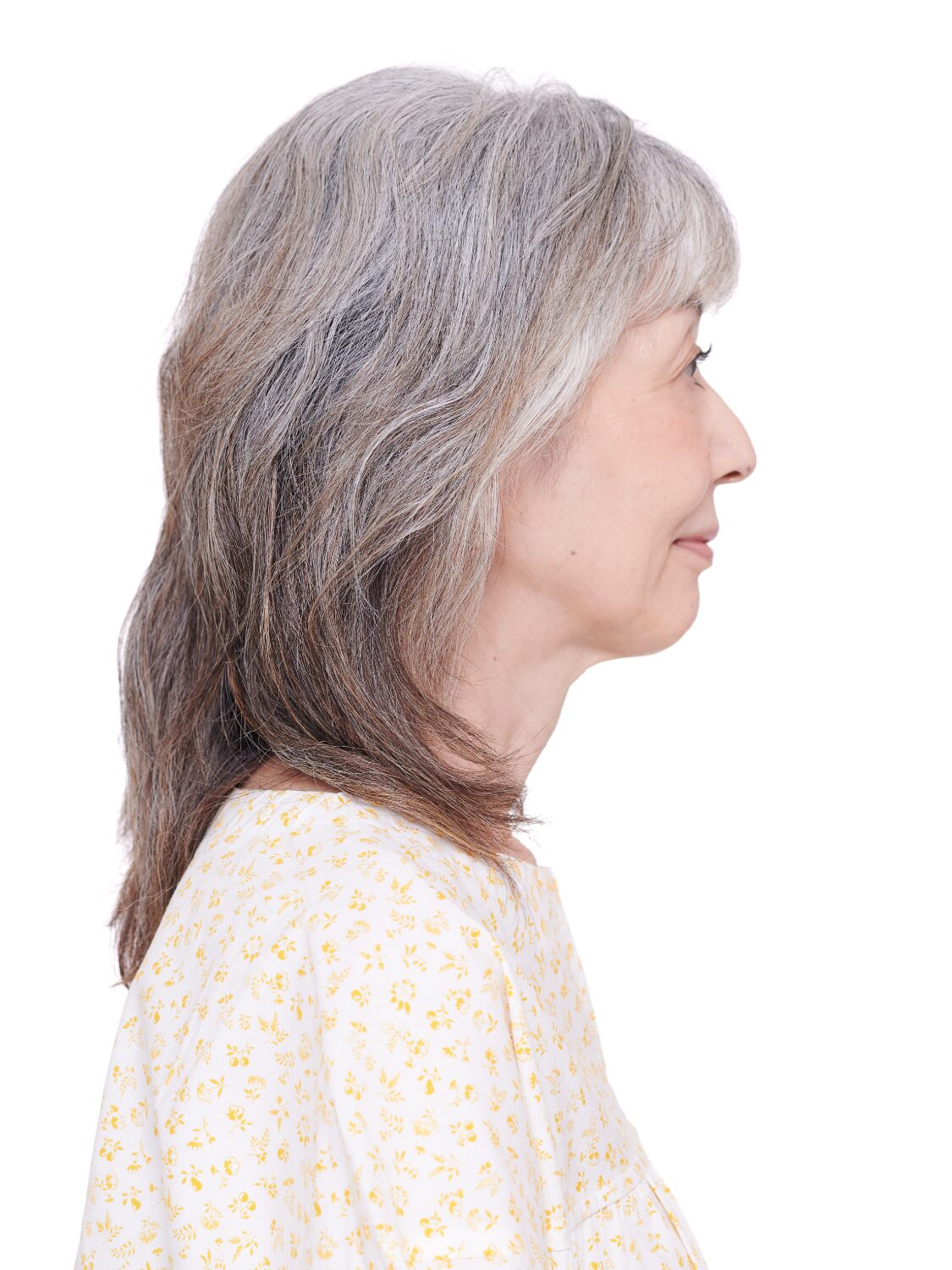 50代・60代のグレイヘアの方に◎セミロングパーマスタイル 2