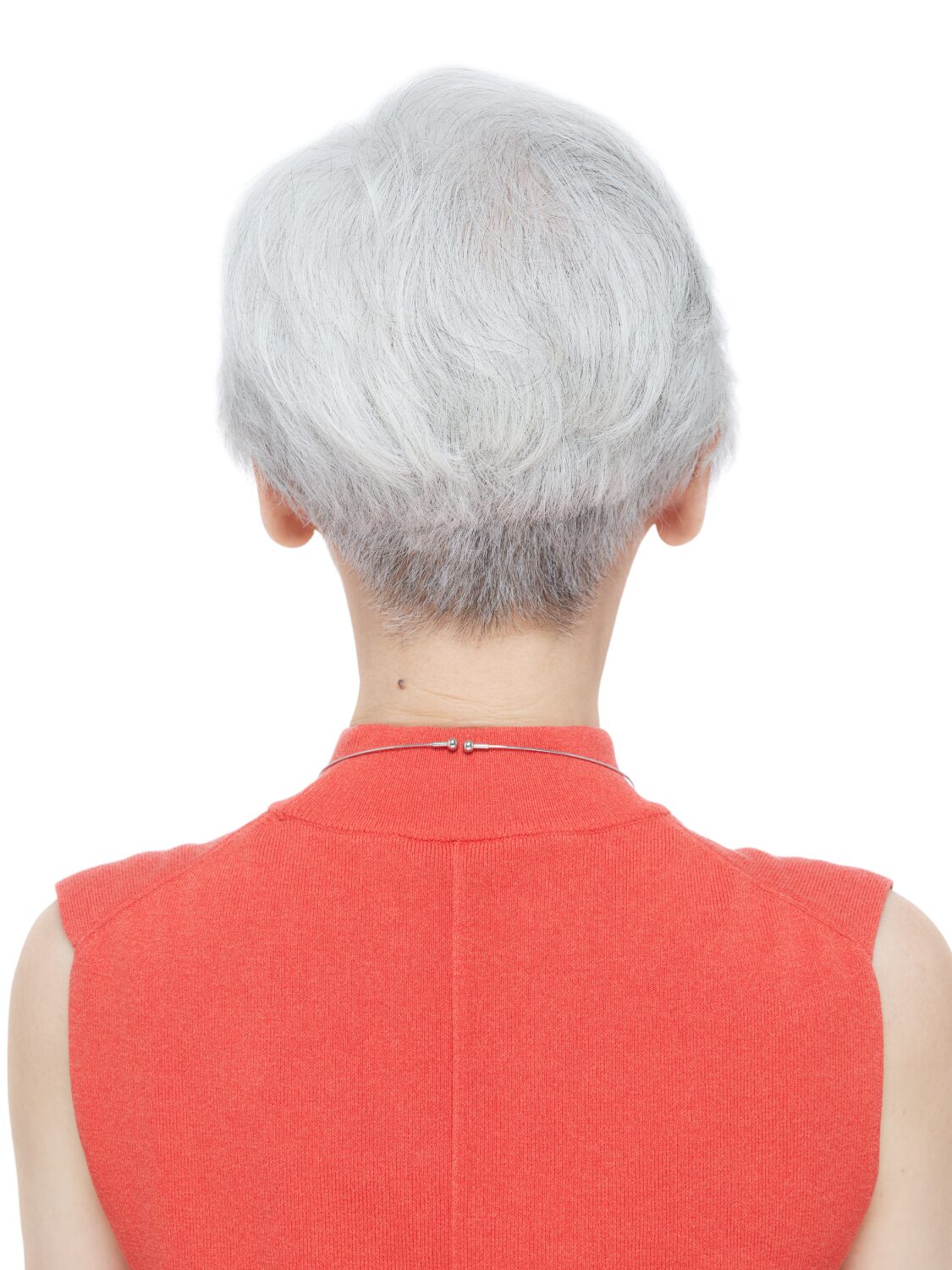 50代・60代のグレイヘアの方にオススメ◎大人ショートスタイル 3