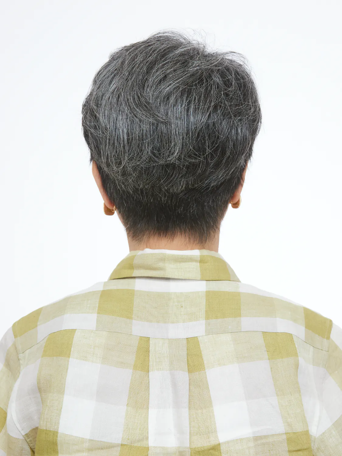 50代・60代に人気◎白髪を活かしたショート 3